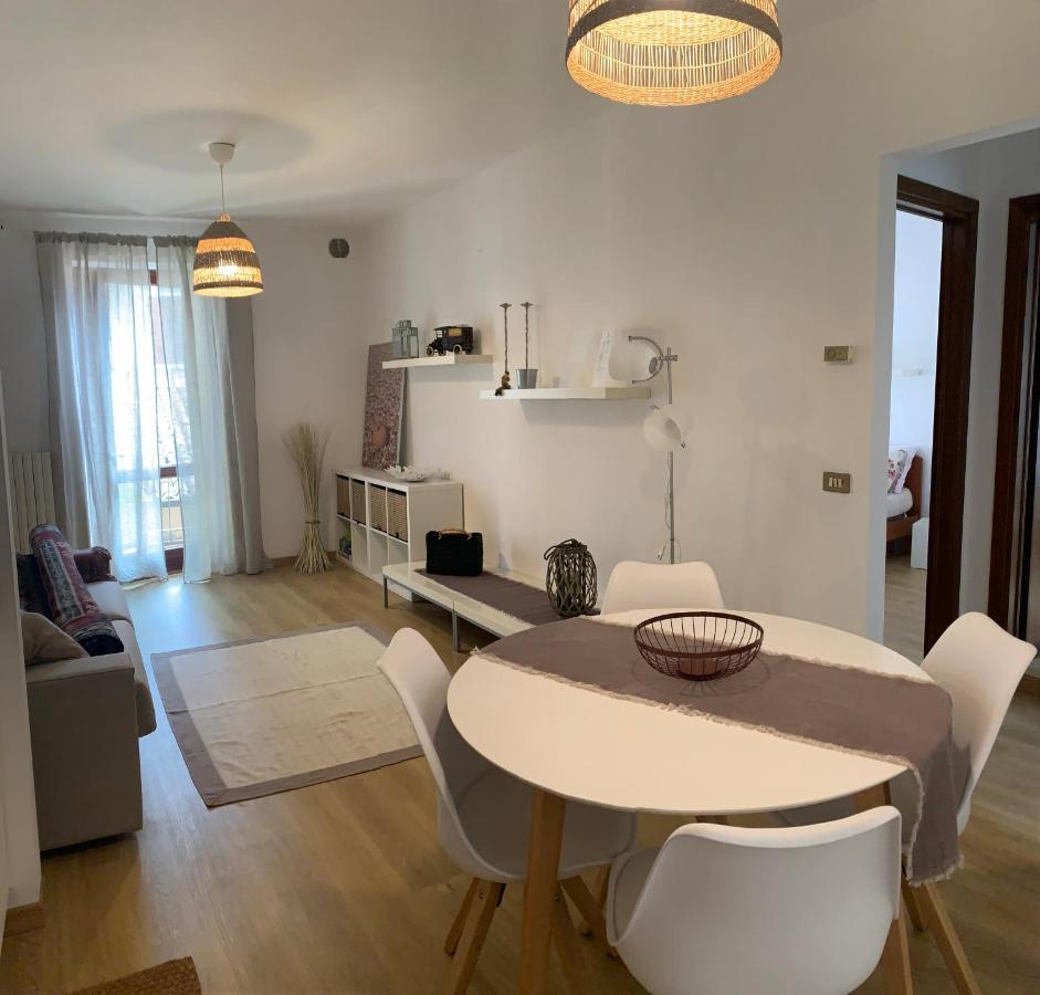 Clo Apartment Toscolano Maderno Bagian luar foto