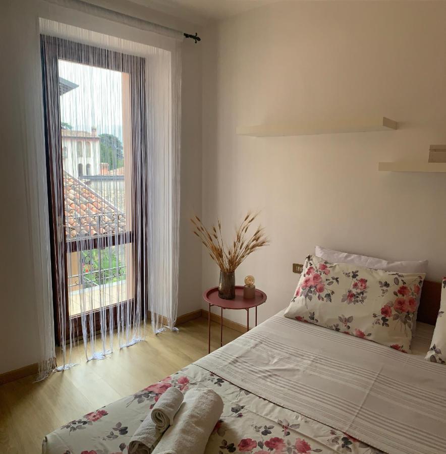 Clo Apartment Toscolano Maderno Bagian luar foto